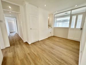 Photo 24- click for photo gallery